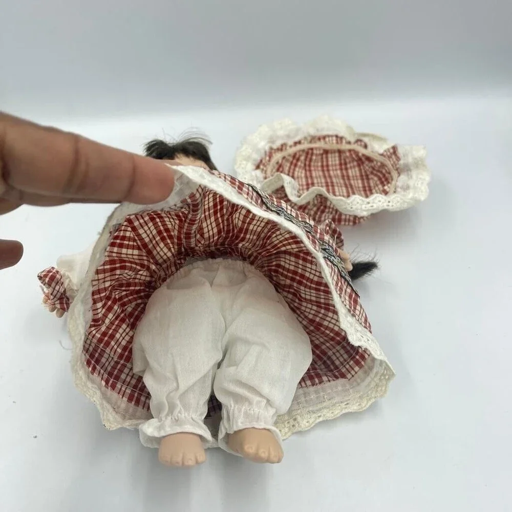 Vintage Doll gustave j. Worff dolls C-0187 2002 Signed